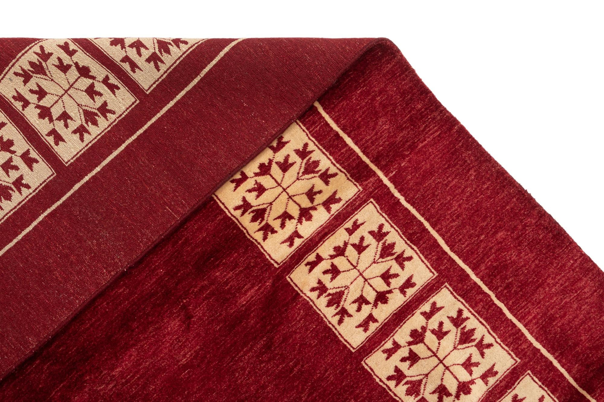 9' 6 x 12' 5 Pakistan Wool Rug