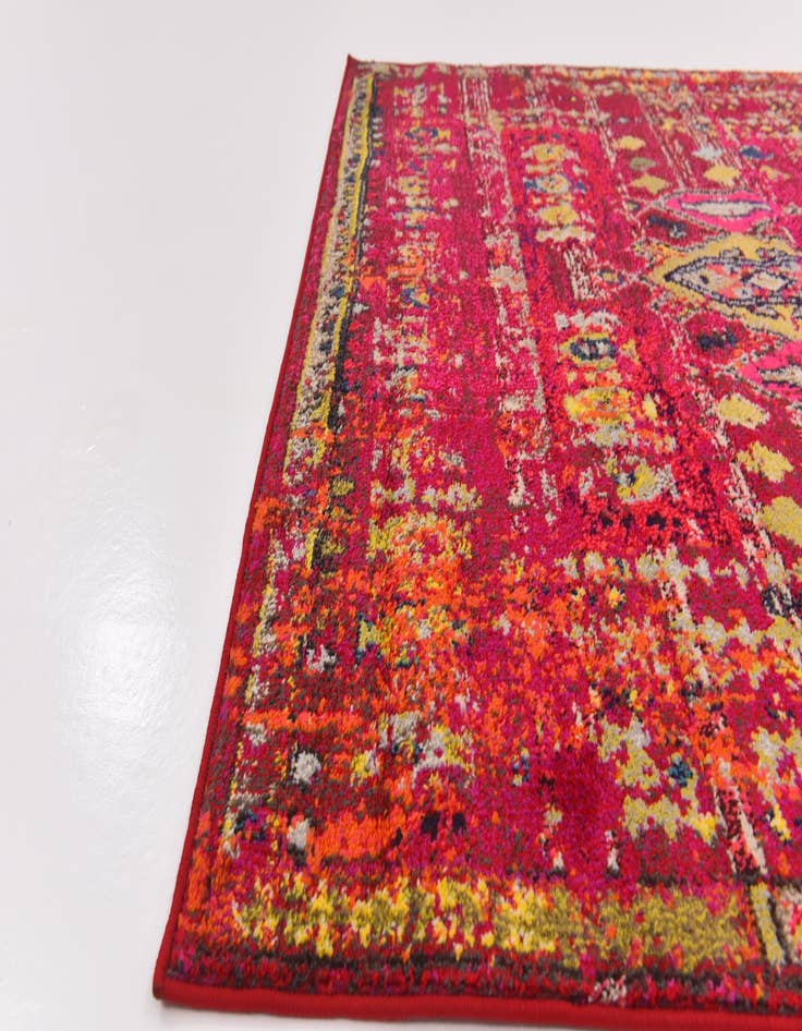 Detail image of 5' 3 x 7' 6 Palazzo Rug