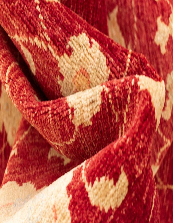 Detail image of 6' 8 x 9' 6 Peshawar Ziegler Wool Rug