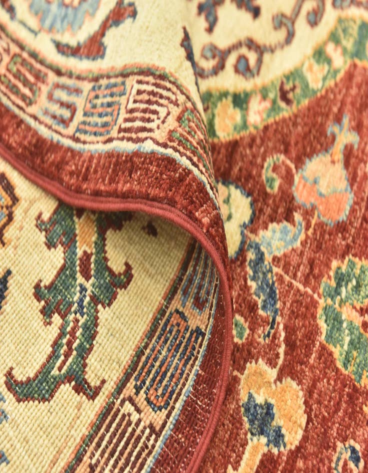 Detail image of 5' 7 x 8'  Hand Knotted Peshawar Ziegler Rug