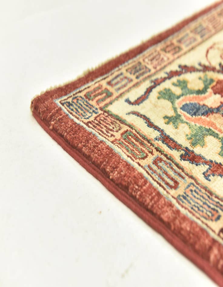 Detail image of 5' 7 x 8'  Hand Knotted Peshawar Ziegler Rug