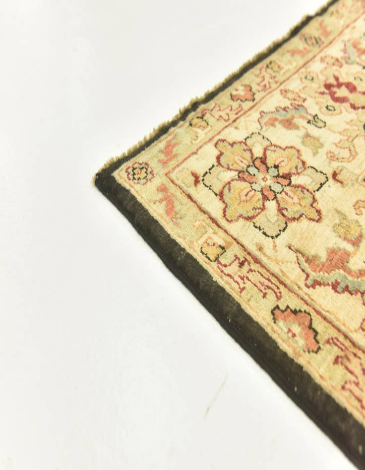 Detail image of 5' 8 x 9' 2  Hand Knotted Peshawar Ziegler Rug