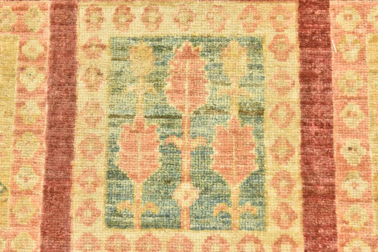 Detail image of 6' 9 x 9' 3 Hand Knotted Peshawar Ziegler Rug