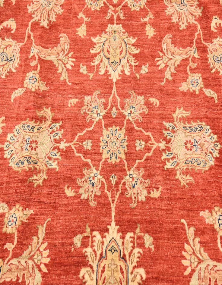 Detail image of 8' x 9' 6 Hand Knotted Peshawar Ziegler Rug