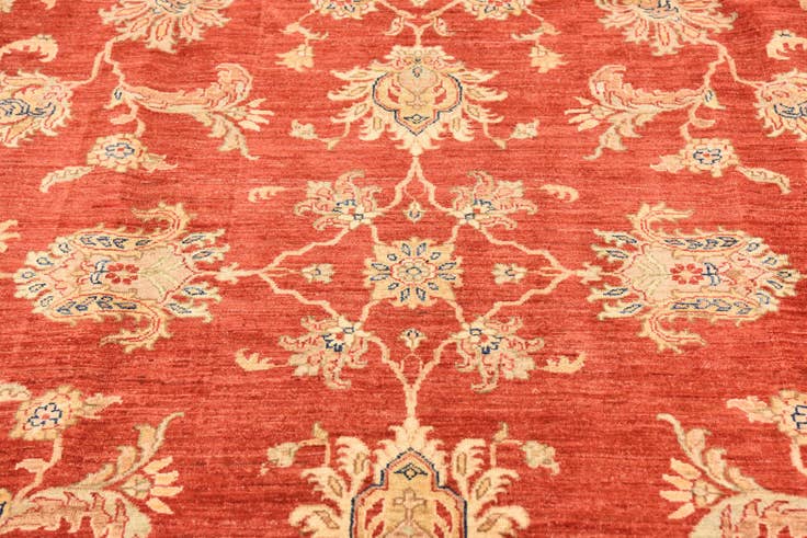 Detail image of 8' x 9' 6 Hand Knotted Peshawar Ziegler Rug
