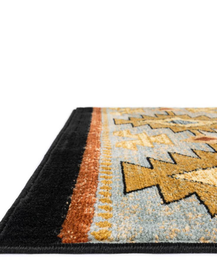 Detail image of 7' x 10' Pioneer Rug