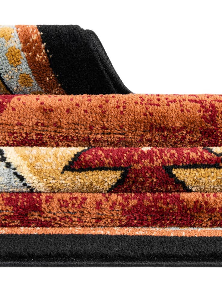 Detail image of 7' x 10' Pioneer Rug