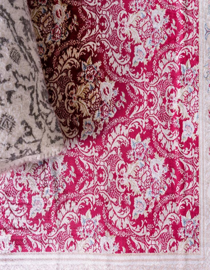 Detail image of 6' 7 x 9' 10 Qom Bamboo Silk Rug