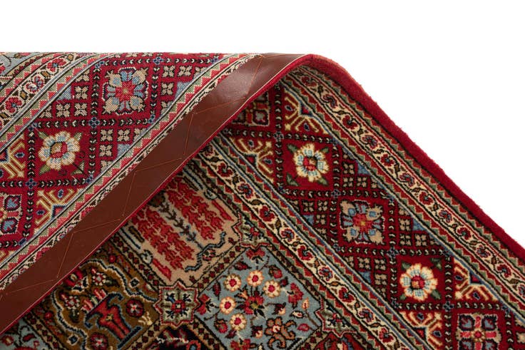 Detail image of 3' 6 x 4' 9 Hand Knotted Qom Persian Rug