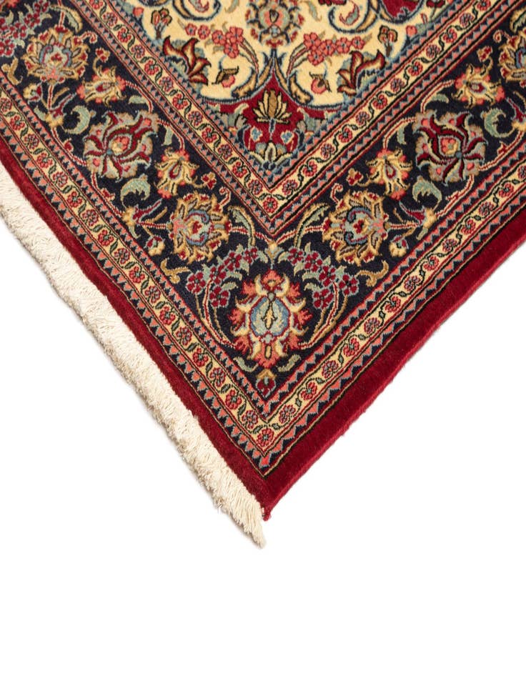 Detail image of 4' 7 x 7'  Hand Knotted Qom Persian Rug