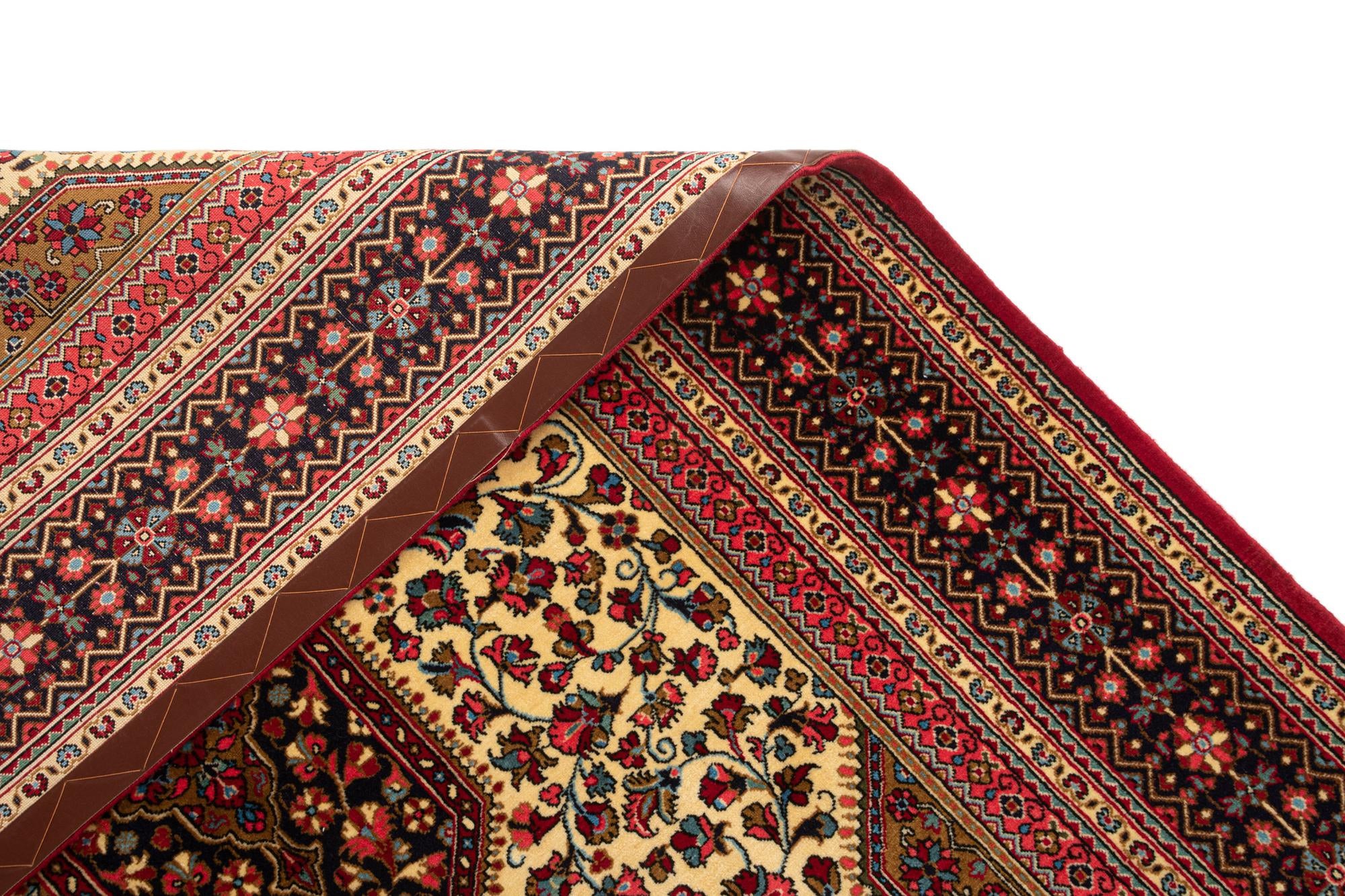4' 7 x 6' 11 Hand Knotted Qom Persian Rug