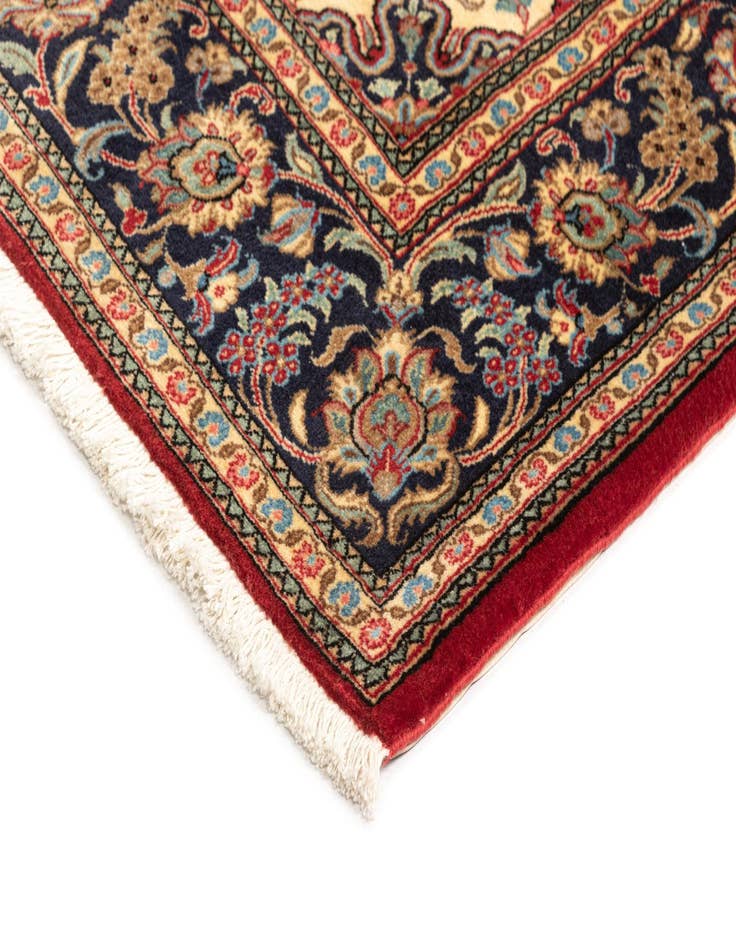 Detail image of 4' 8 x 6' 10  Hand Knotted Qom Persian Rug