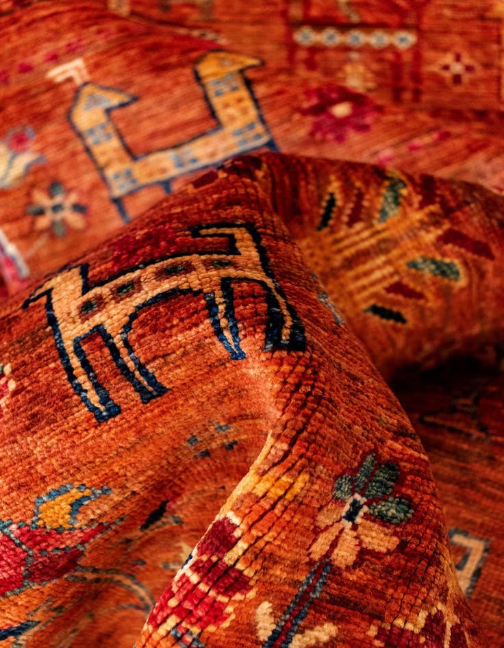 Detail image of 6' 9 x 9' 8 Samarkand Wool Rug