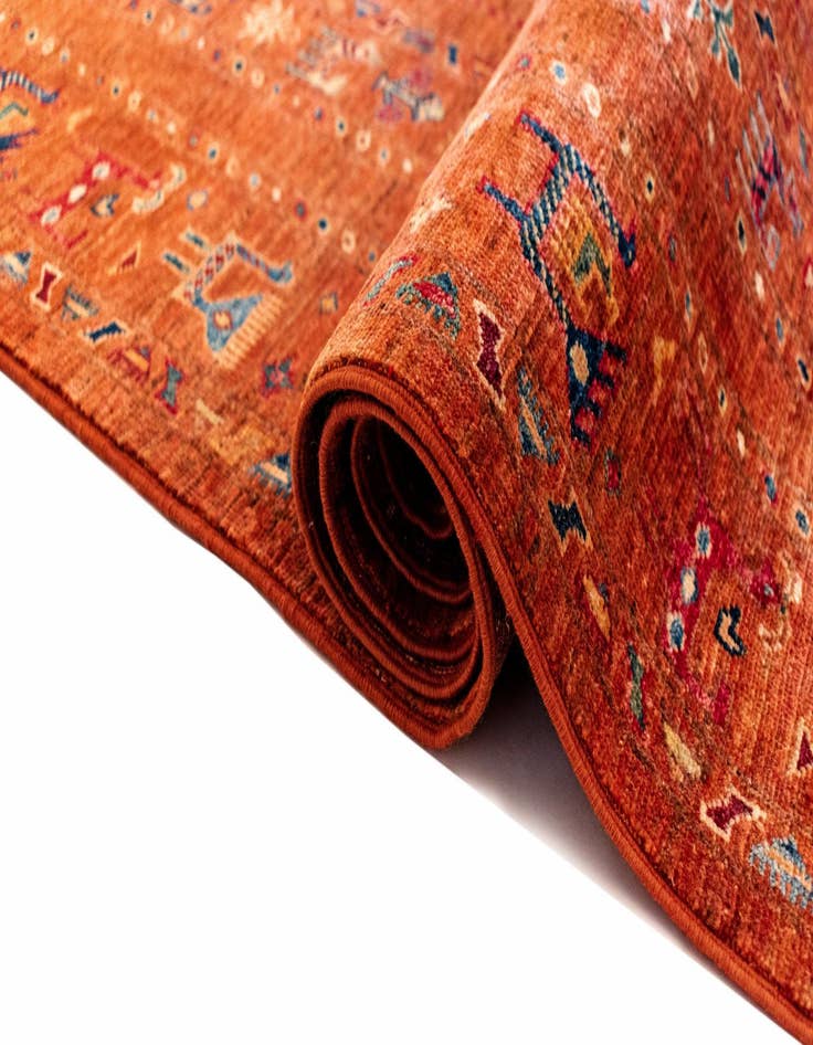 Detail image of 6' 9 x 9' 8 Samarkand Wool Rug