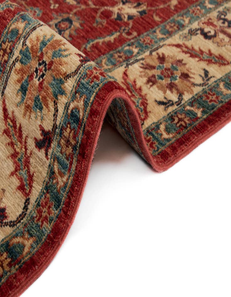 Detail image of 4' 2 x 6' 1 Sara Wool Rug