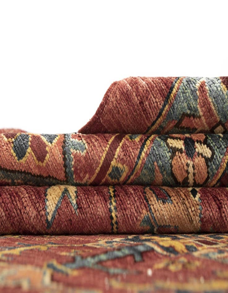 Detail image of 9' 3 x 11' 7 Sara Wool Rug