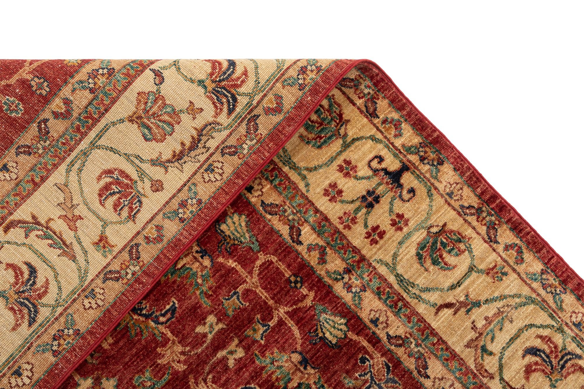 5' 9 x 8' Sara Rug