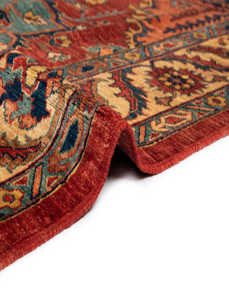 Detail image of 5' 10 x 8' 3 Sara Wool Rug