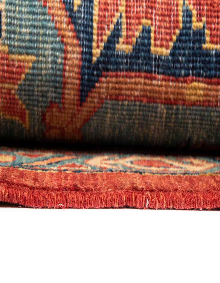 Detail image of 5' 10 x 8' 3 Sara Wool Rug