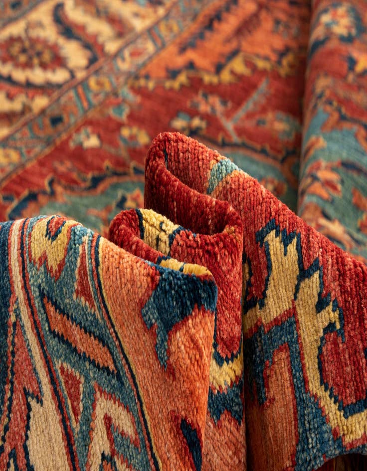 Detail image of 5' 10 x 8' 3 Sara Wool Rug