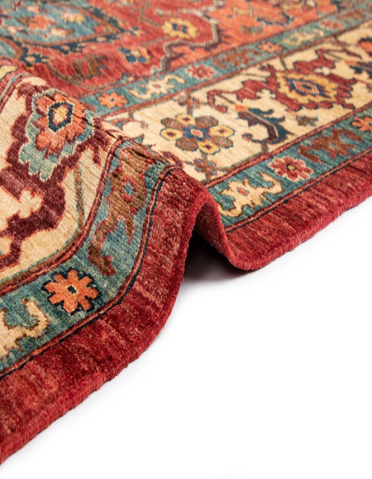 Detail image of 6' x 7' 7 Sara Wool Rug