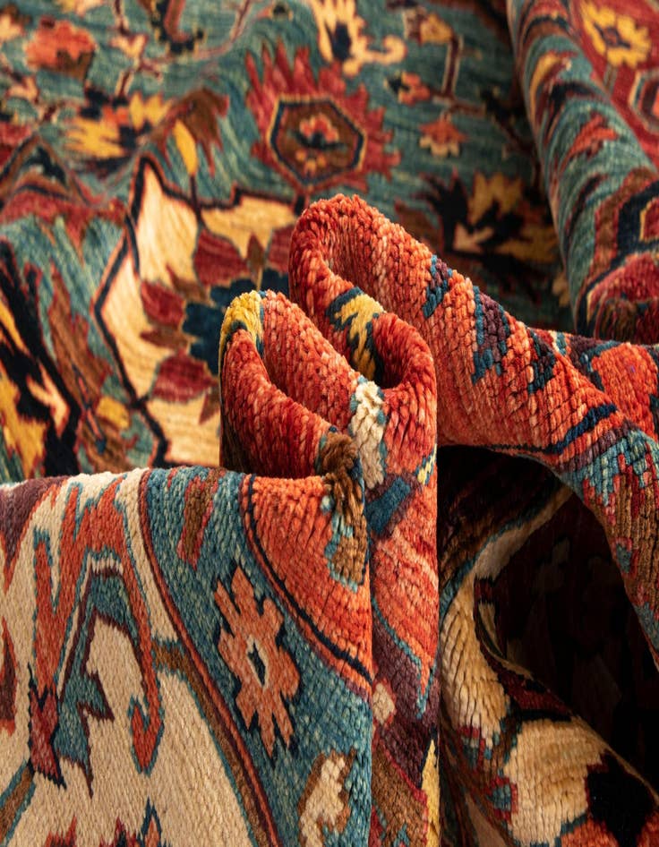 Detail image of 6' x 7' 7 Sara Wool Rug