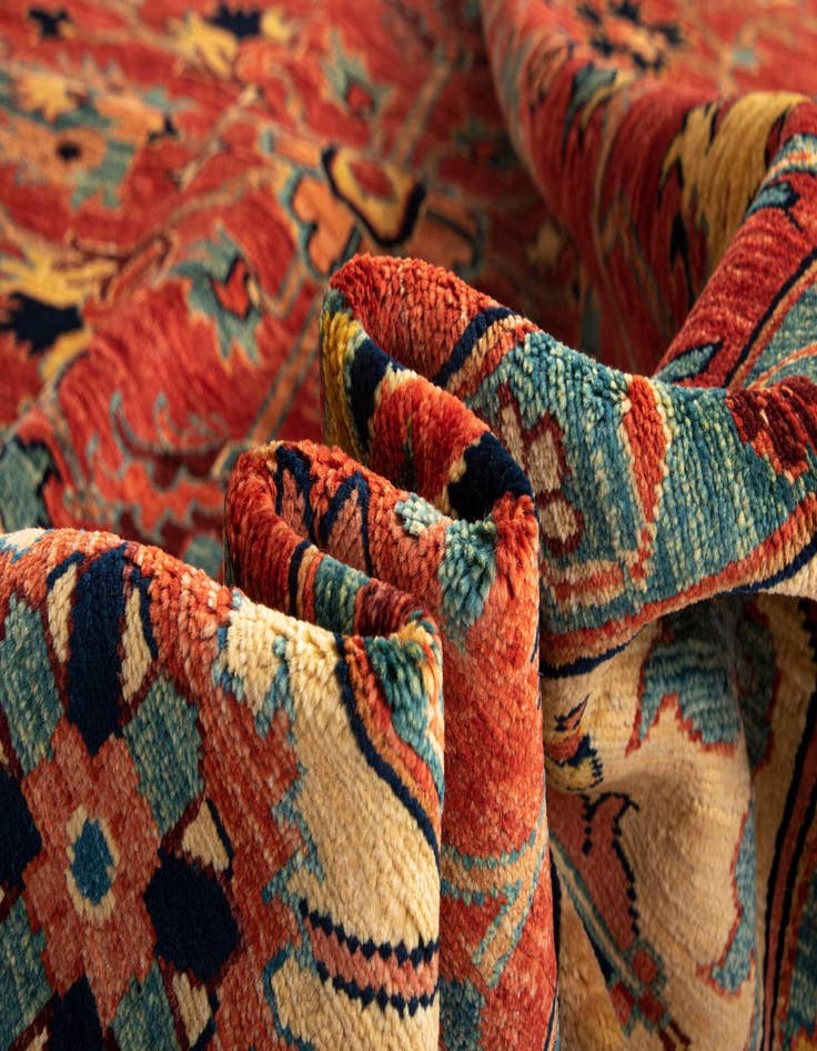 Detail image of 6' 1 x 8' Sara Wool Rug