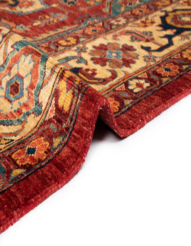 Detail image of 5' 11 x 8' 8 Sara Wool Rug