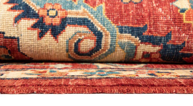 Detail image of 5' 10 x 8' 4 Sara Wool Rug