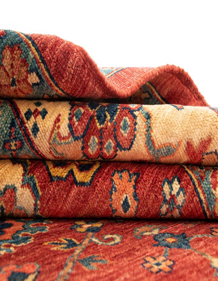 Detail image of 6' 3 x 7' 8 Sara Wool Rug