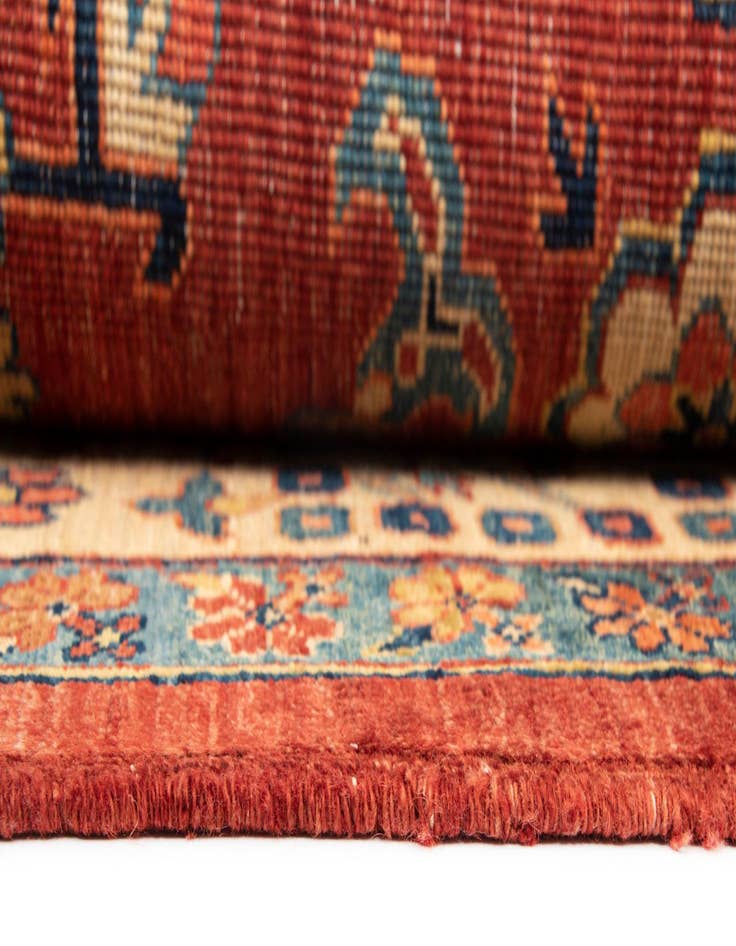 Detail image of 6' 3 x 7' 8 Sara Wool Rug