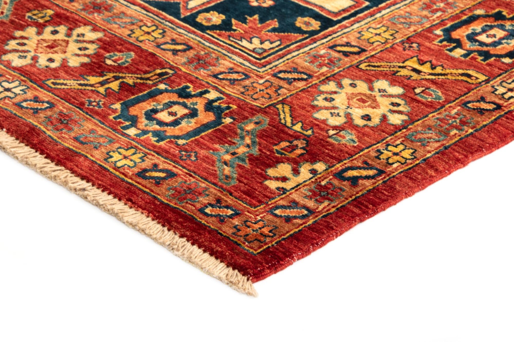 5' x 6' 11 Sara Wool Rug