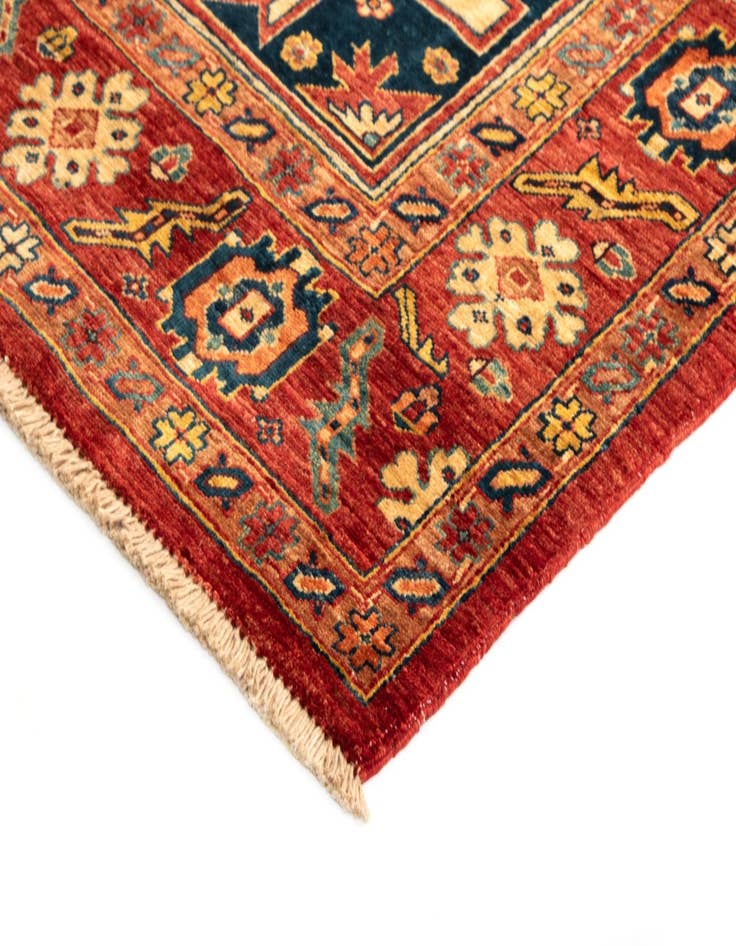 Detail image of 5' x 6' 11 Sara Wool Rug