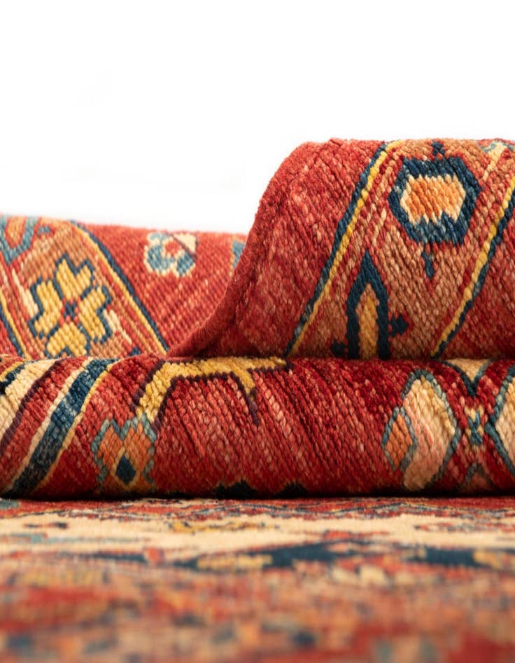 Detail image of 5' x 6' 11 Sara Wool Rug