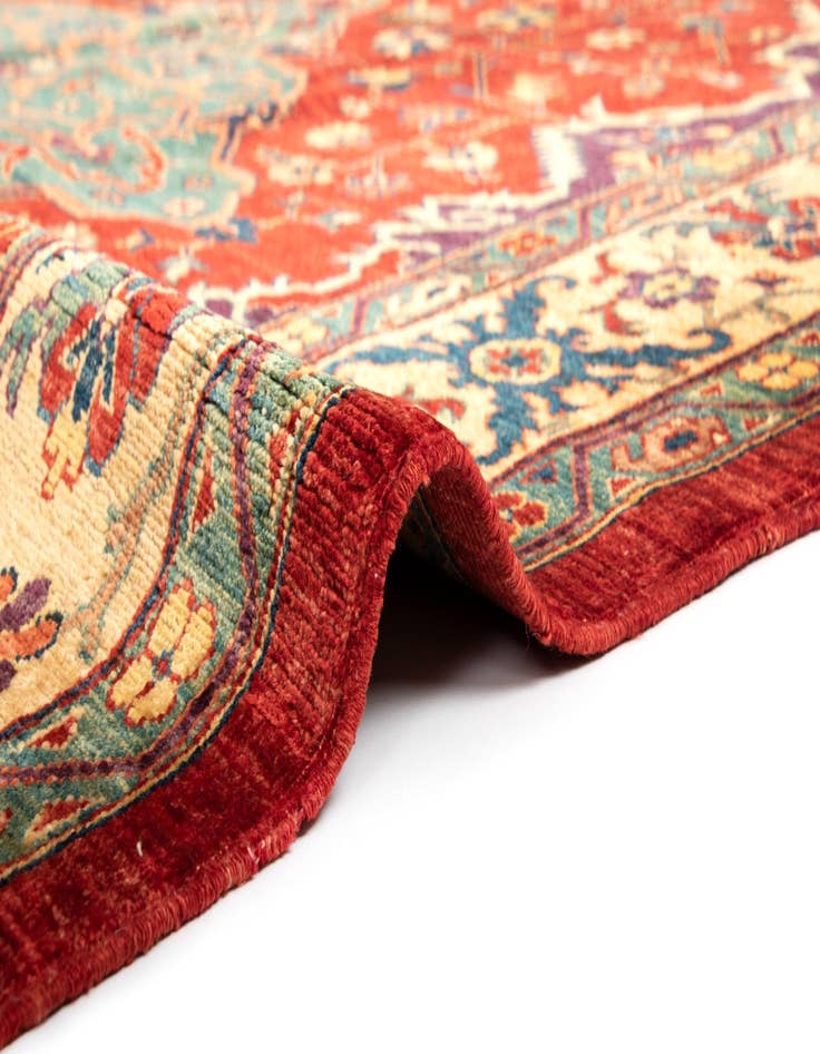 Detail image of 7' 2 x 9' 11 Sara Wool Rug