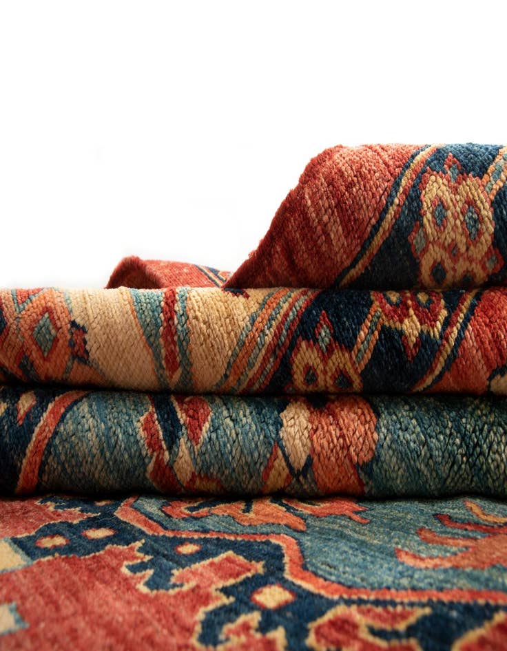 Detail image of 7' 4 x 9' 6 Sara Wool Rug