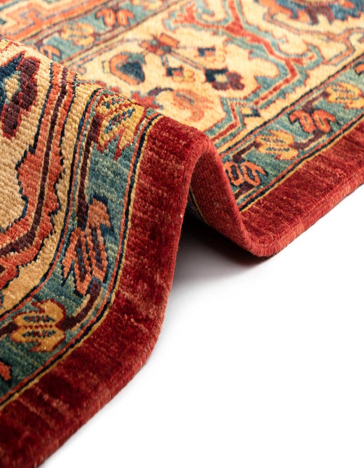 Detail image of 7' 3 x 10' Sara Wool Rug