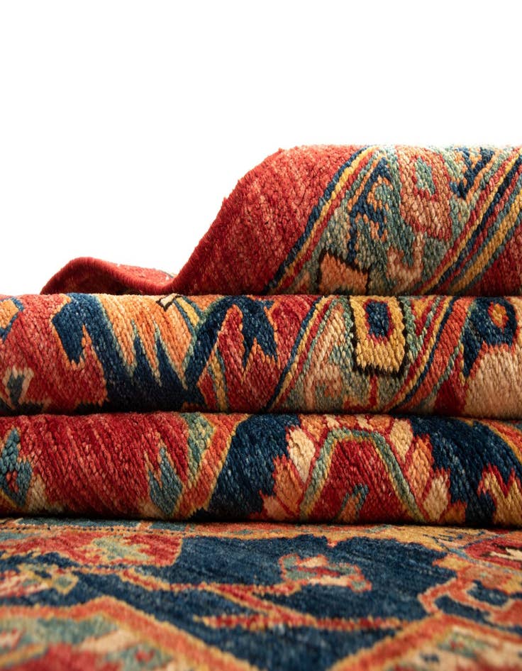 Detail image of 7' 4 x 10' Sara Wool Rug