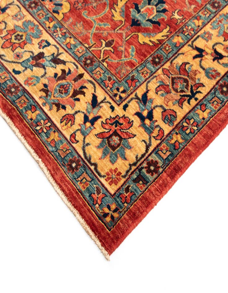 Detail image of 7' 3 x 9' 7 Sara Wool Rug