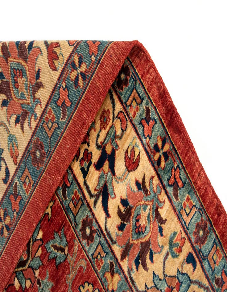 Detail image of 7' 3 x 9' 7 Sara Wool Rug