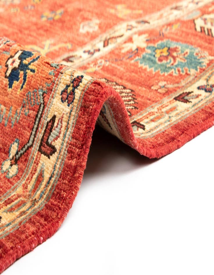 Detail image of 7' 1 x 9' 11 Sara Wool Rug