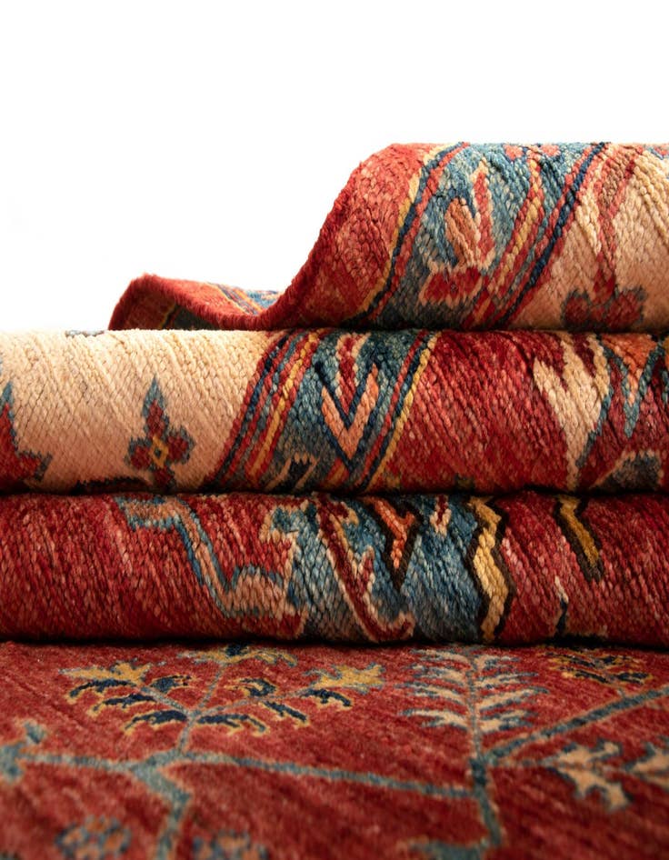 Detail image of 7' 3 x 9' 10 Sara Wool Rug