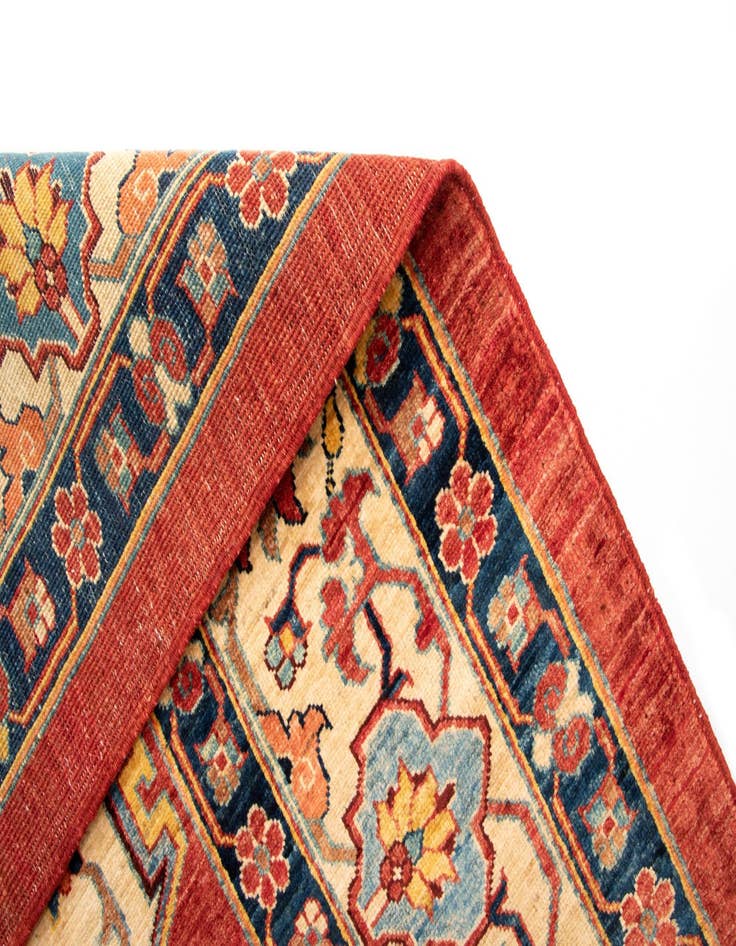 Detail image of 7' 3 x 9' 9 Sara Wool Rug