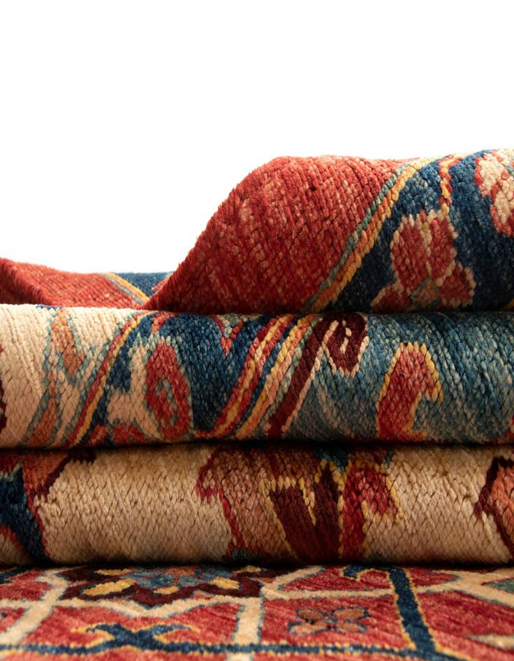 Detail image of 7' 3 x 9' 9 Sara Wool Rug