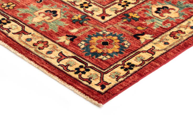 Detail image of 7' 5 x 9' 5 Sara Wool Rug
