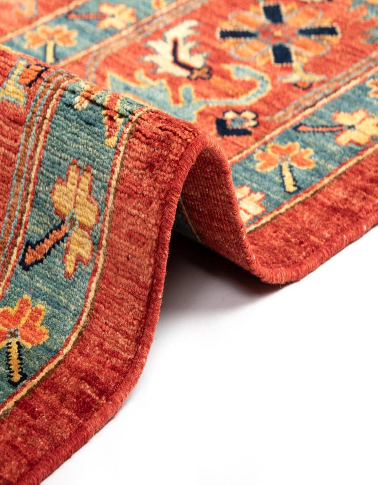 Detail image of 8' 6 x 10' Sara Wool Rug