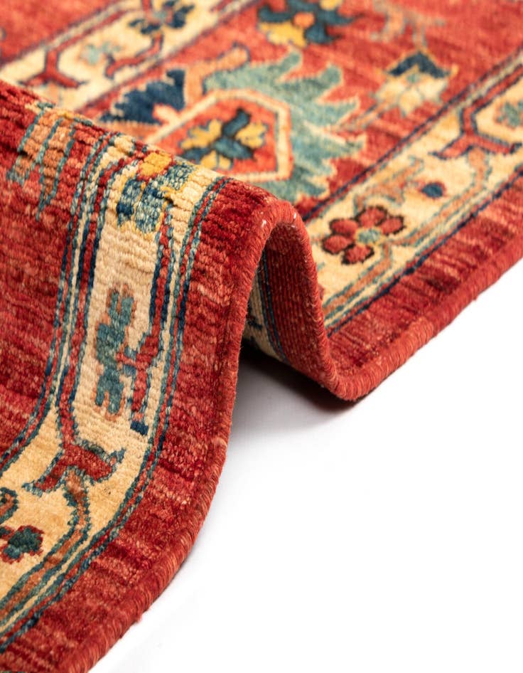 Detail image of 7' 5 x 9' 9 Sara Wool Rug