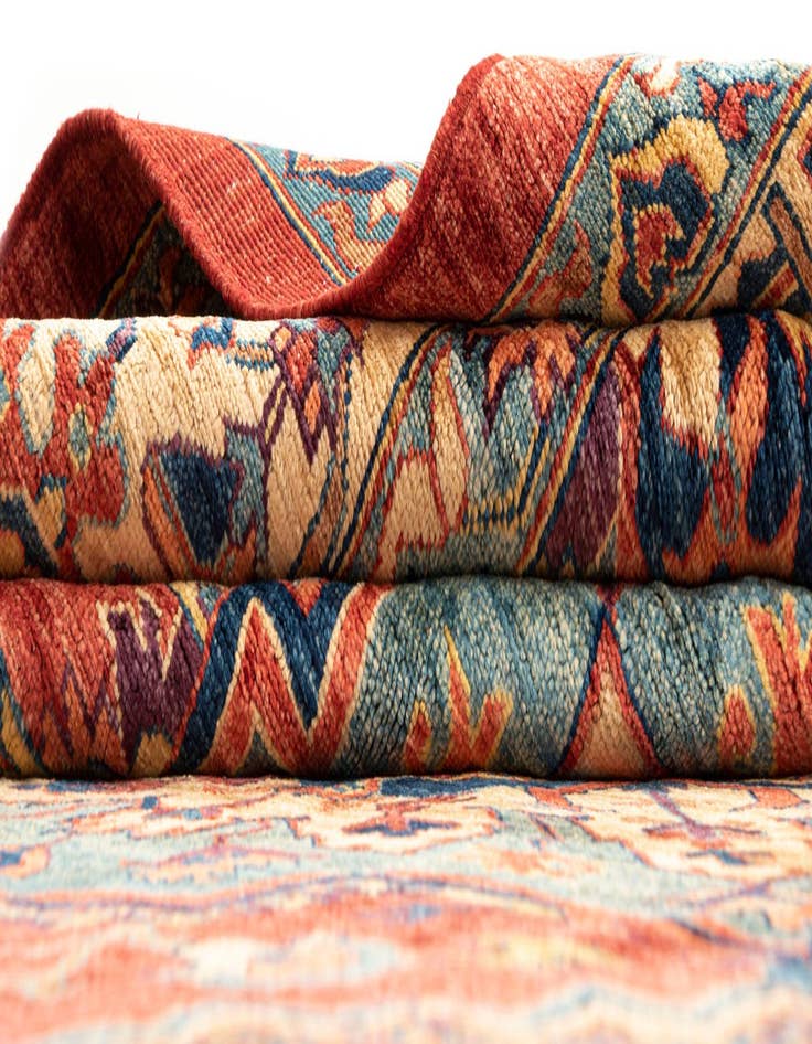 Detail image of 8' 1 x 10' 4 Sara Wool Rug