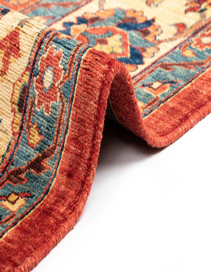 Detail image of 8' 1 x 10' 8 Sara Wool Rug