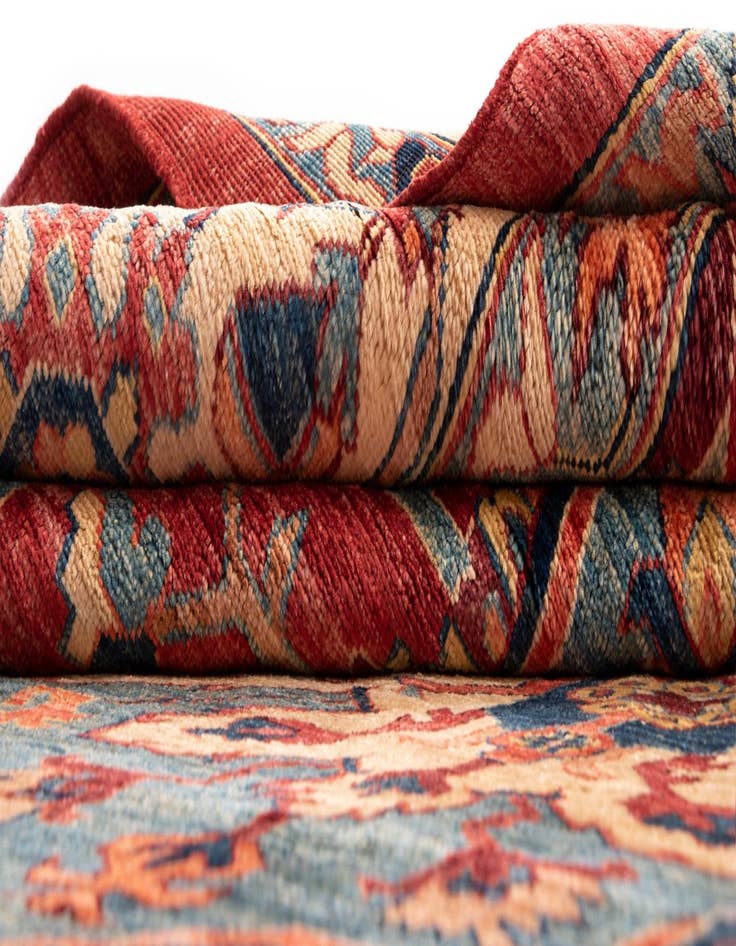 Detail image of 8' 2 x 10' 2 Sara Wool Rug